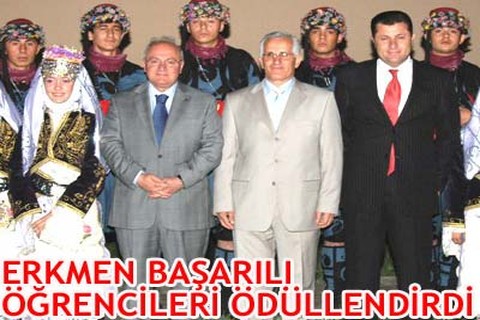 Başarılı öğrenciler ödüllendirildi