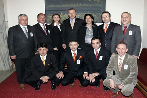 Bizim uşaklar Başbakan’ı ziyaret etti
