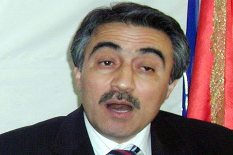 Kandoğan’a destek istifaları