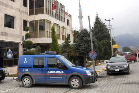 Kocabaş Belediyesi kurşunlandı