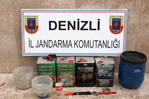 Jandarma suçüstü yaptı