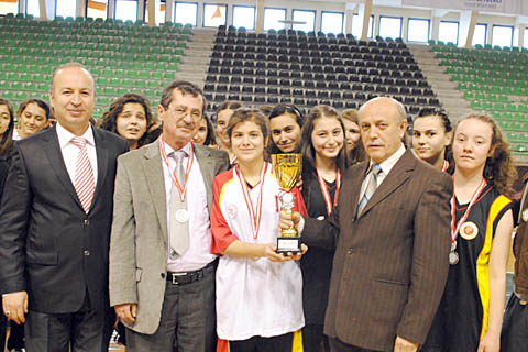 Basketbolda Anafartalar şampiyon