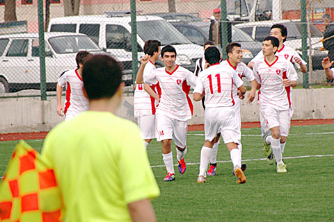 Belediyespor U15’ le güldü