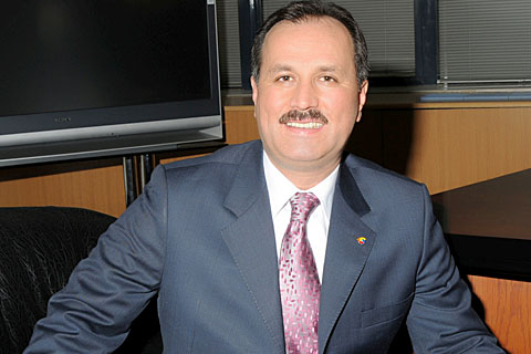 Özer ithalatı azaltmanın formülünü buldu