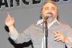 Hem ağlattı hem oynattı