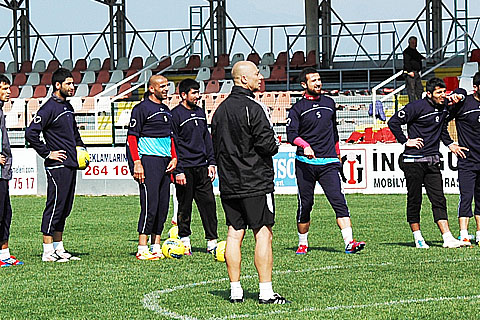 Belediye’nin play-off umudu sürüyor