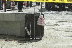Unutulan valiz bomba paniğine neden oldu
