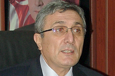 MHP’li Ayhan’dan, ‘Sütü bozuk’ çağrısı