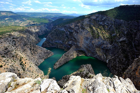zeki-akakca-gezenin-gunlugu-incegiz-kanyonu-s