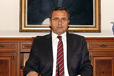 Vali Demir’den Jandarma’ya kutlama mesajı