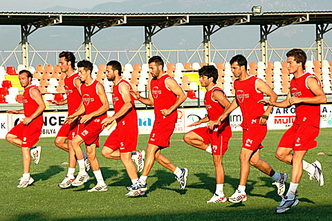 Denizli Belediyespor 2 kamp yapacak