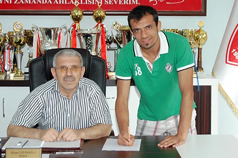 Denizli Belediyespor’a  Denizlili futbolcu