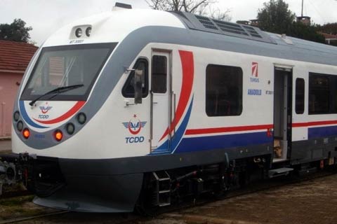 Denizli-İzmir tren seferleri arttı