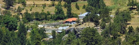 zeki-akakca-olukbasi-kanyonu-alabalik-tesisi