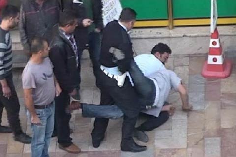 Polislere zor anlar yaşattı