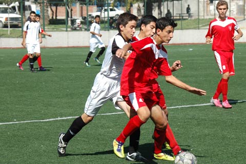 Belediyespor’un U 15’i yenilmiyor