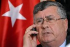 Demirel ve bakanlar telefon açtı