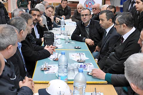 Kaleiçi’nde esnaf dert anlattı, Bulut dinledi