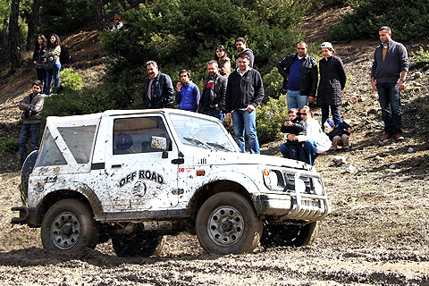 Üniversiteliler Off-Road dedi
