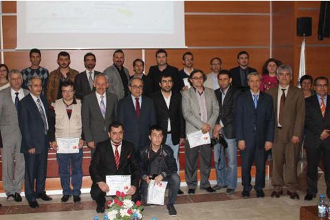 Gazetecilere iletişim sertifikası