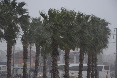 Meteorolojiden sel ve su baskını uyarısı