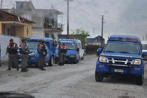 Şafak Baskınında 32 tutuklama