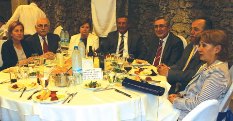 denizli-guneyliler-denizli-de-bulustu-ic