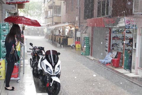 Meteoroloji’den  sel uyarısı
