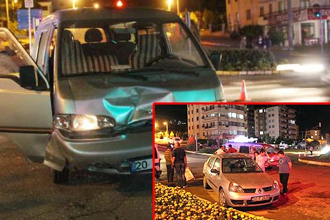 Otomobil ile minibüs çarpıştı: 6 yaralı