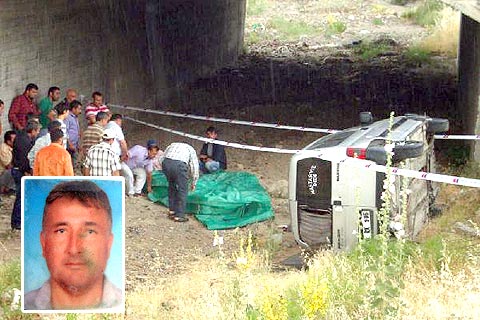 Köprüden ölüme uçtu