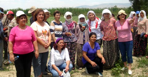denizli-chp-kadin-kollari-ilce-ziyareti-ic