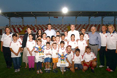 Denizli Belediyespor’da coşkulu açılış