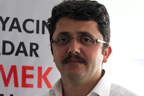 Çiftçinin kredi borcu  1 yıl ertelendi