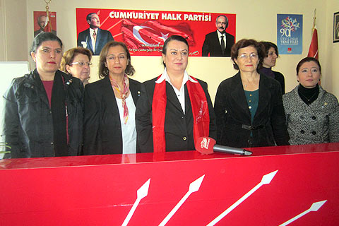 Kadınlara “Aday olun” çağrısı