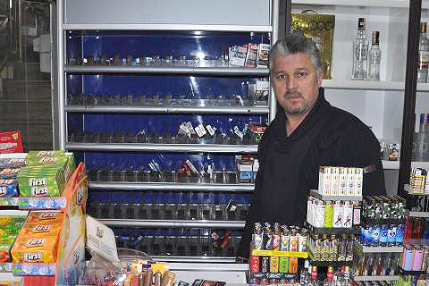 Tekel bayiinden 18 bin liralık soygun