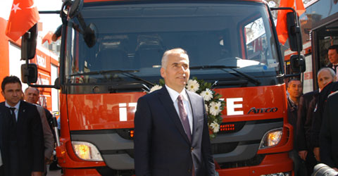 denizli-belediyesi-yeni-otobus-osman-zolan-ic