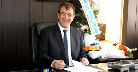 denizli-civril-belediye-baskani-gurcan-guven-ic