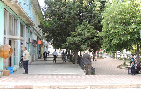 Esnaf istedi başkan “olmaz” dedi
