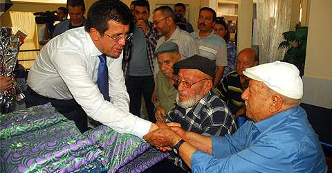 denizli-protokol--huzur-evi-cocuk-yuvasi-ziyaret-ic