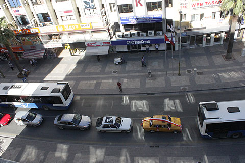 Gazi Bulvarı ve Çınar’da konvoy gürültüsü