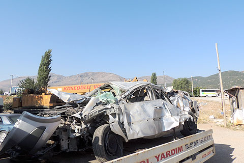 Serinhisar’da kaza: 4 ölü, 3 yaralı
