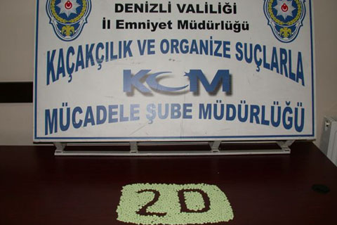 Polisten sokak satıcılarına operasyon
