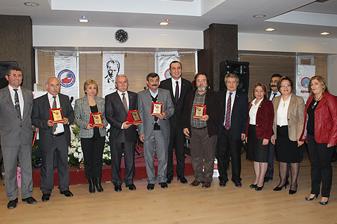 Eğitim İş Öğretmenler Günü’nü kutladı