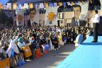 Bakan Zeybekci, Fatih’te miting yaptı