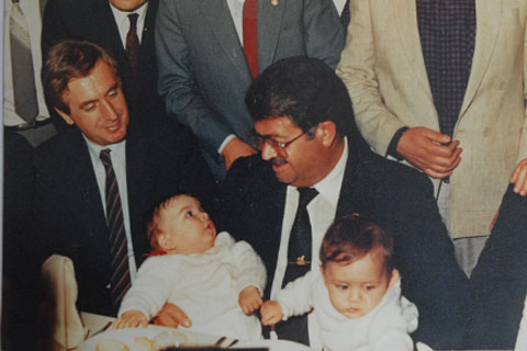 Özal, Özer Ailesi’ne damat oluyor