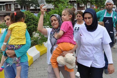 Hastalar böyle tahliye edildi