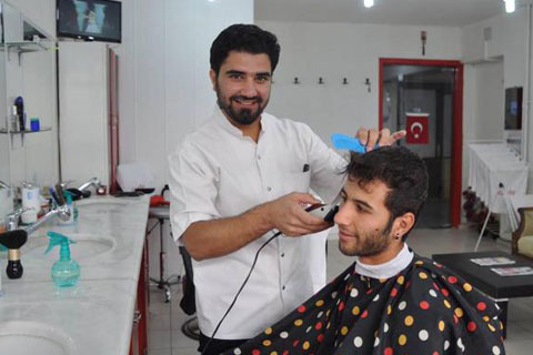 Arapça tabelalı berbere Iraklı çalışan