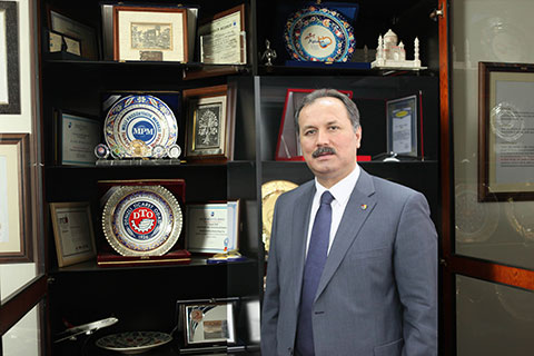Özer: Ayrışma zamanı değil, beraber olma zamanı