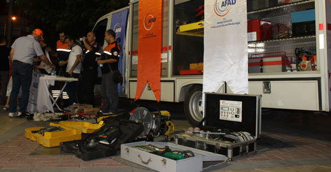 denizli-akut-insaat-muhendisleri-odasi-deprem-marmara-depremi-anlatim-ic-1