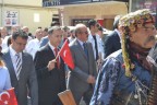 Kortej yürüyüşünden renkli kareler…